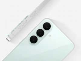 Vue rapprochée du bloc optique arrière et de la tranche latérale d'un smartphone Samsung Galaxy.
