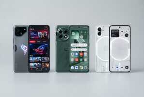 Asus ROG Phone 9, OnePlus 13 et Nothing Phone 3a Pro alignés sur un fond uni.