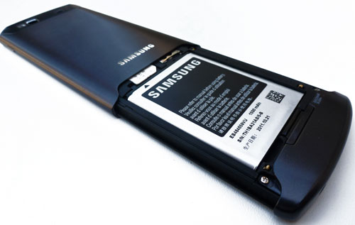 Test Samsung Galaxy Wave 3 processeur 1,4 GHz dos coulissant écran super amoled 4 pouces 5 mégapixels Bada 2.0 Live Panel Samsung Apps