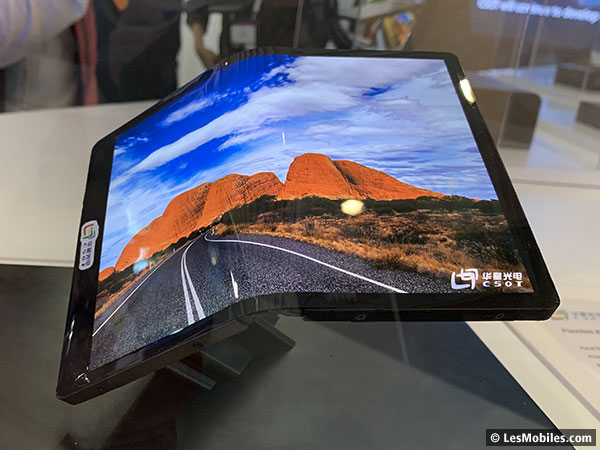 TCL présente son écran pour smartphone pliable (MWC 2019)