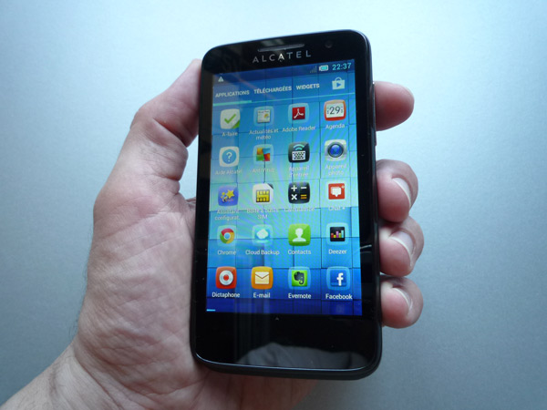 Alcatel One Touch M?Pop : prise en main