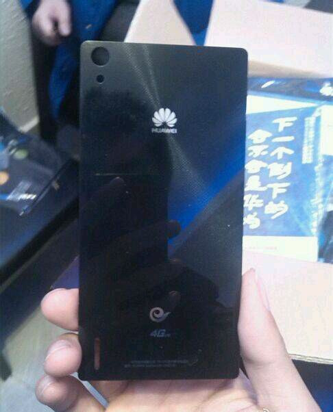 Huawei Ascend P7 : une photo révèle un design très proche de celui de l'Ascend P6