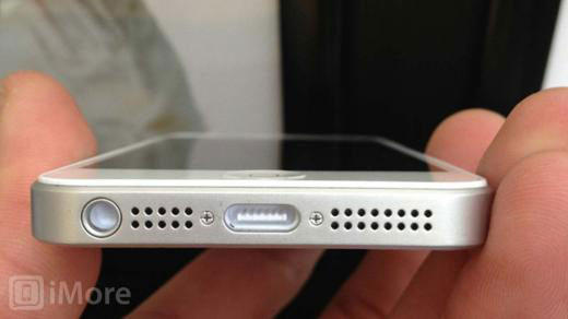 iPhone 5 : deux nouvelles photos de bonne qualité de la coque et du dos font surface