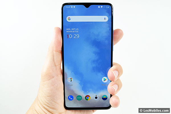 Prise en main du OnePlus 7T : de vraies améliorations utiles (et nécessaires)