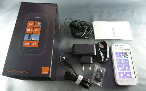 Nokia Lumia 710 : contenu du pack