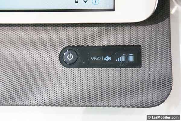 Alcatel OneTouch 4G Cover WiFi : écran OLED