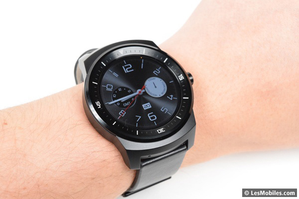 LG veut placer sa montre G Watch R sous le sapin