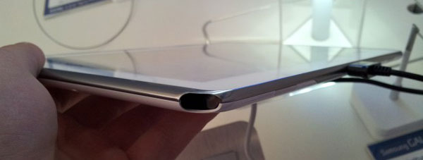 Samsung Galaxy Note 10.1 confimation quadruple coeur
