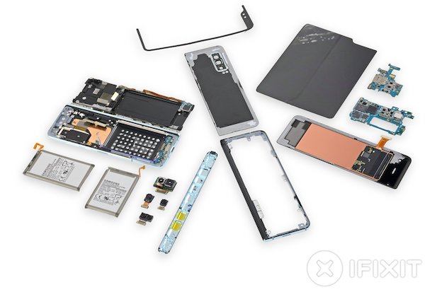 Samsung Galaxy Fold : les réparateurs d’iFixit dévoilent ses faiblesses