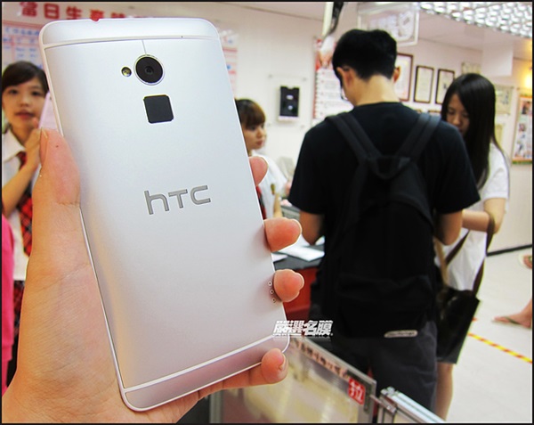 HTC One Max : une première prise en main le dévoile sous toutes coutures