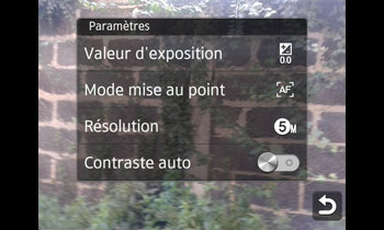 Test Samsung Galaxy Wave 3 processeur 1,4 GHz dos coulissant écran super amoled 4 pouces 5 mégapixels Bada 2.0 Live Panel Samsung Apps