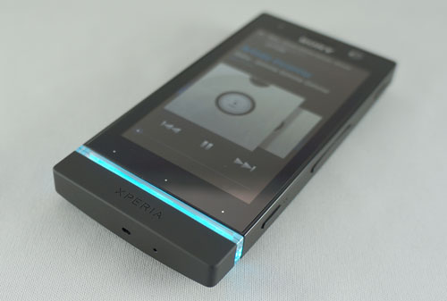test Sony Xperia U : design