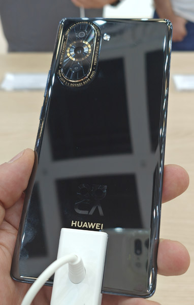 Huawei Nova 10 dos