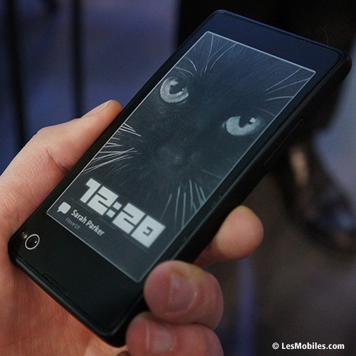 Prise en main YotaPhone