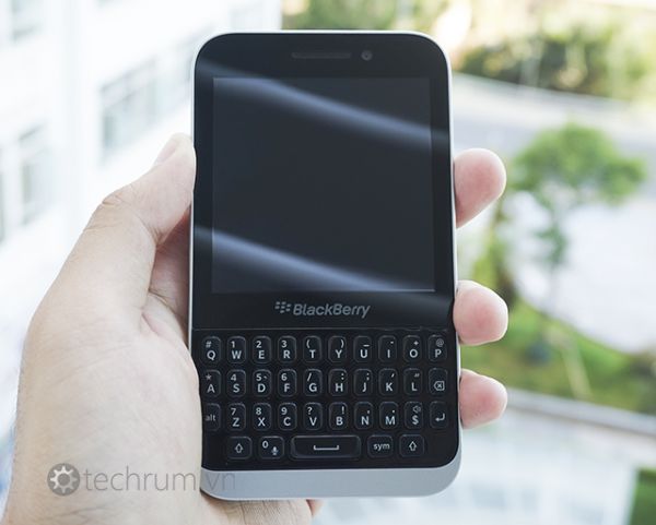 Le modèle entrée de gamme BlackBerry Kopi refait surface en photo