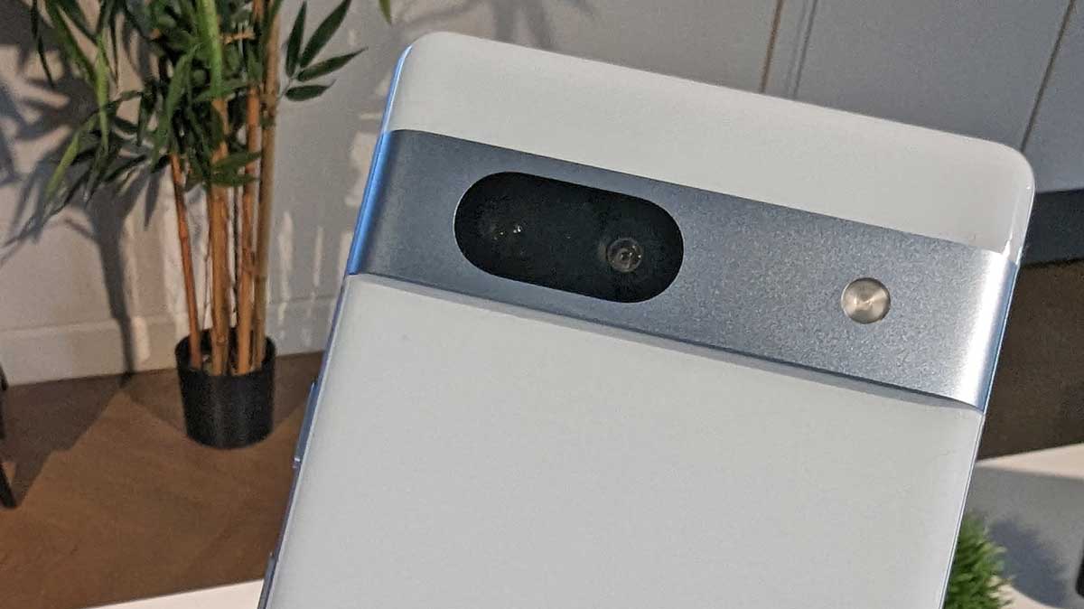 Prise en main rapide du smartphone Google Pixel 7a : le compact puissant avec haute qualité de photos