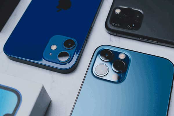 iPhone 14 : fini l’encoche, bonjour les deux perforations sur l’écran