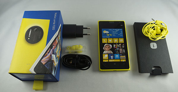 Nokia Lumia 1020 : packaging