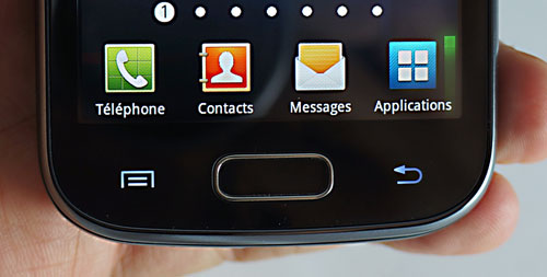 Samsung Galaxy Ace 2 : design