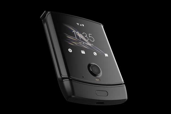 Caractéristiques haut de gamme pour le Motorola Razr 3 afin de mieux concurrencer le Samsung Galaxy Z Flip3