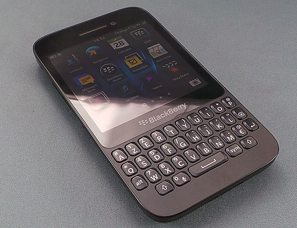 BlackBerry Q5