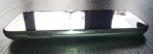 Wiko Cink Peax 2 : côté gauche