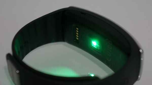 Samsung Gear Fit : cardiofréquencemètre