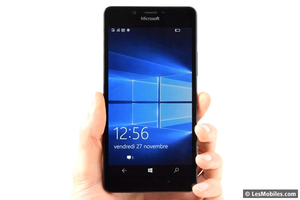 Le Microsoft Lumia 950 est disponible