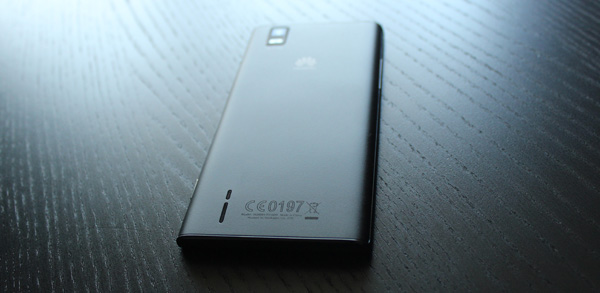 Huawei Ascend P2 : dos