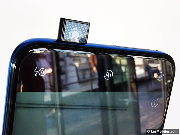 La camera pop-up du Honor 9X