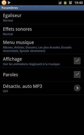 Samsung Galaxy Note test mi-tablette mi-smartphone écran tactile super amoled 5,3 pouces stylet s pen