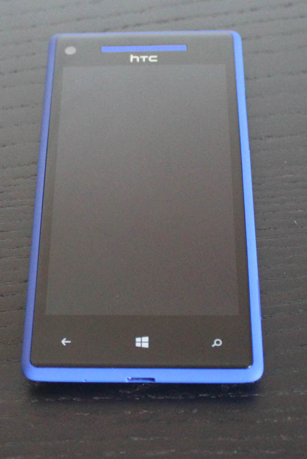 HTC Windows Phone 8X : vue de face