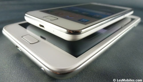 Samsung Galaxy Note blanc Samsung Galaxy S2 blanc comparatif photos