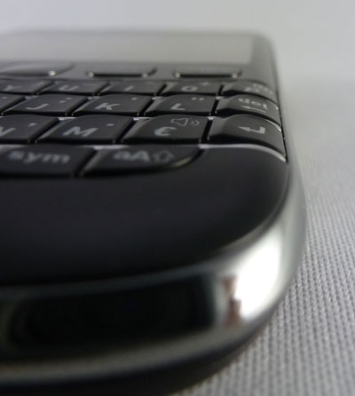 test blackberry bold 9790 touches clavier azerty inclinées côté bord