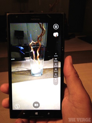 Arrière du Nokia Lumia 1520