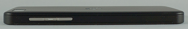BlackBerry Z10 : côté droit