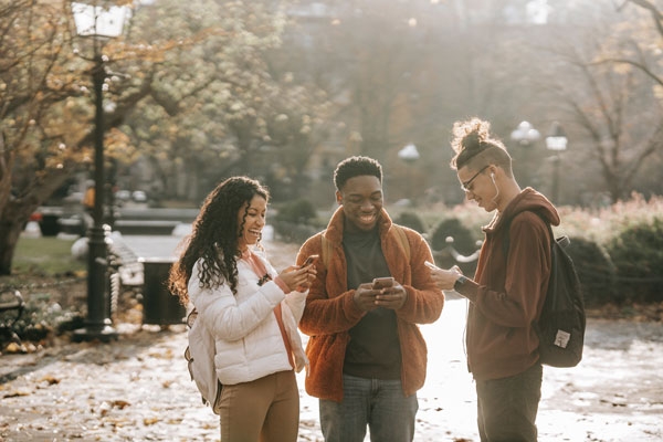 Top 3 des forfaits 80Go dès 7,99€ par mois chez Free Mobile, La Poste Mobile et Cdiscount Mobile !