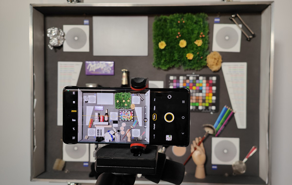 Vivo X80 Pro details