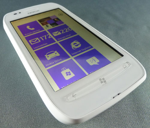 Nokia Lumia 710 : vue plongeante