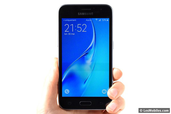 Test du Samsung Galaxy J1 (2016) : retour gagnant, on peut enfin oublier la version décevante de 2015