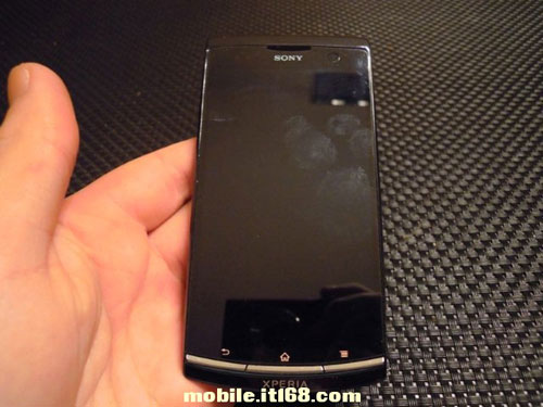 Xperia LT22, des photos du premier Android de « Sony » sans « Ericsson » ? 