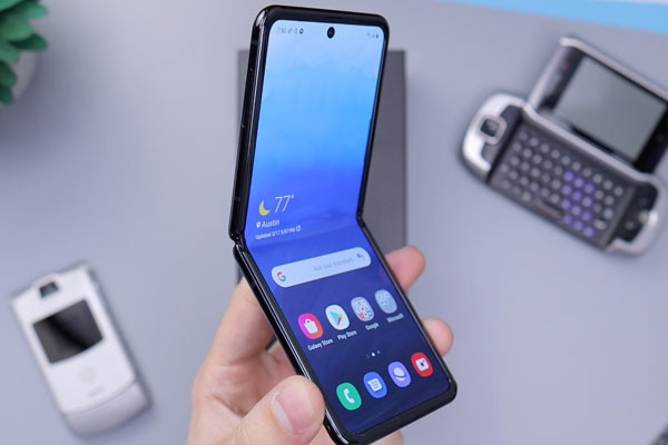 Il y aura trois smartphones pliants chez Samsung pour 2021