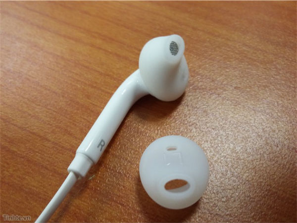 Samsung Galaxy S6 / S6 Edge écouteurs leak