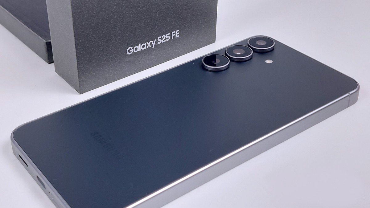 Le Samsung Galaxy S25 FE est en promo sur Rakuten jusqu'à ce soir