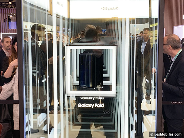 Le Galaxy Fold de Samsung arrivera en mai en France à plus de 2000 euros !