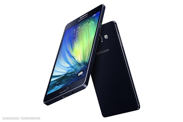 Samsung officialise le Galaxy A7, sous Snapdragon 615 ou Exynos 5430