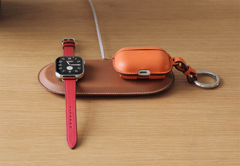 Hermès Chargeur Paddock Duo lifestyle