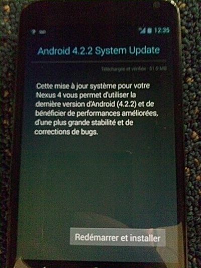 Google Nexus 4 : la mise à jour Android 4.2.2 Jelly Bean déployée en France aussi