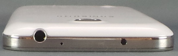 Samsung Galaxy S4 Mini : tranche supérieure