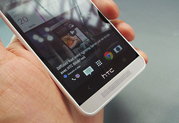 HTC One mini :  les haut-parleurs stéréo de la face avant